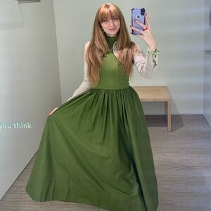 Meet your Posher, Victoria ✨⚡️🤪💕